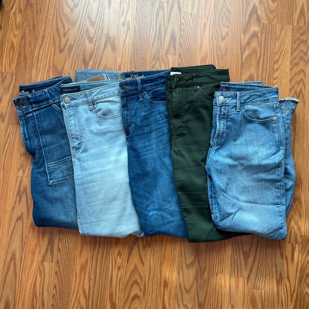 Lot of High Waisted Jeans